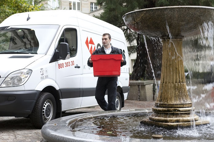 Jak skutecznie wysłać paczkę do Holandii