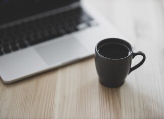 Jak długo można pracować za granicą?